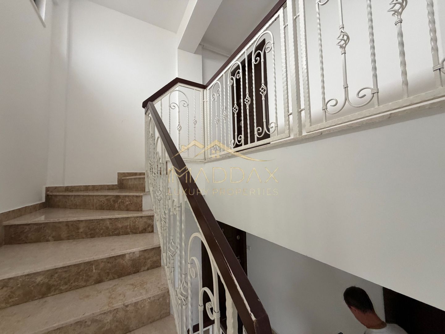 Apartament de tip Duplex 6 camere *250mp* + 2 Garaje // Herastrau - Poză 20