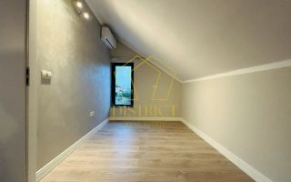 Casa cu 4 apartamente | AirBNB | Afterschool | Dumbravita - Poză 3