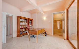 Zona C Calarrasilor ,apartament în imobil interbelic - Poză 6