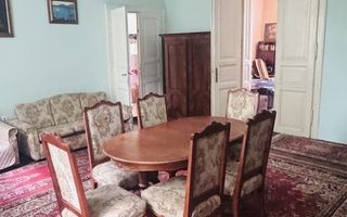 Casa Spațioasă și Versatilă în Andrei Mureșanu - Poză 1