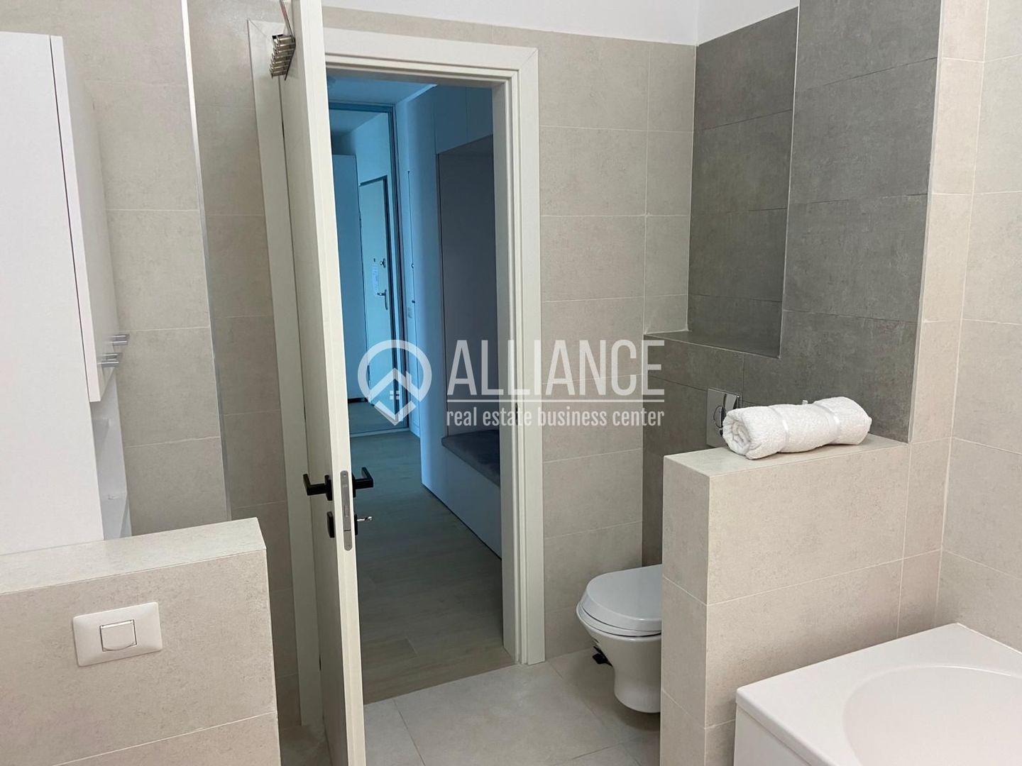 MAMAIA - (Cod01) Lake On apartament superb cu vedere la lac! - Poză 12