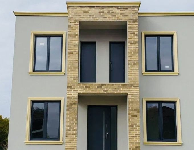 Casa Moderna dublu front zona Dealuri Oradea D+P+E - Poză 1