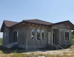 Casă de vânzare în Schitu Duca, 220 mp construiți, teren 1200 mp - Poză 4