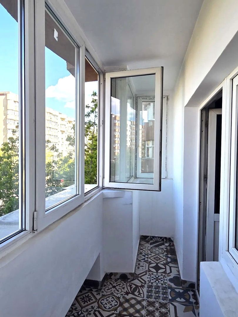 Vânzare Apartament 2 Camere, Calea Vitan – Zonă Mall Vitan / Metrou Mihai Bravu - Poză 1