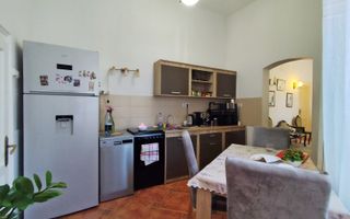 Casa cu 4 camere de vanzare in zona centrala – Louis Pasteur, Oradea - Poză 12