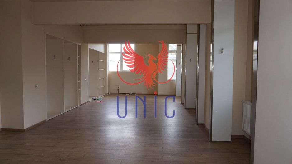 Spatiu de inchiriat -Cartier Lapus!! - Poză 1