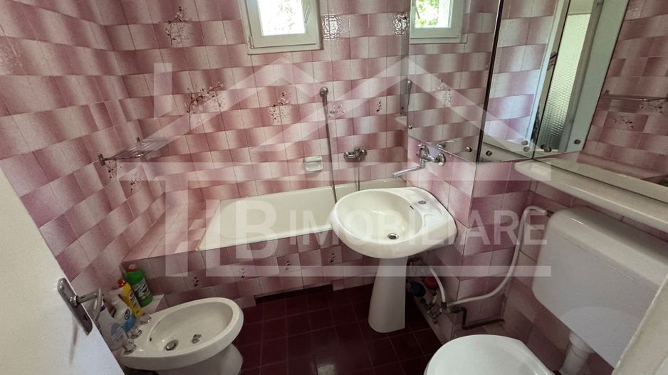 Apartament de 3 camere, 65mp, zona UMFST - Poză 10