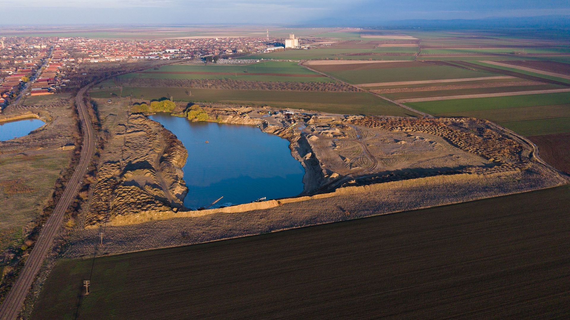 Balastieră în județul Arad cu teren de 12.5 ha - Poză 12