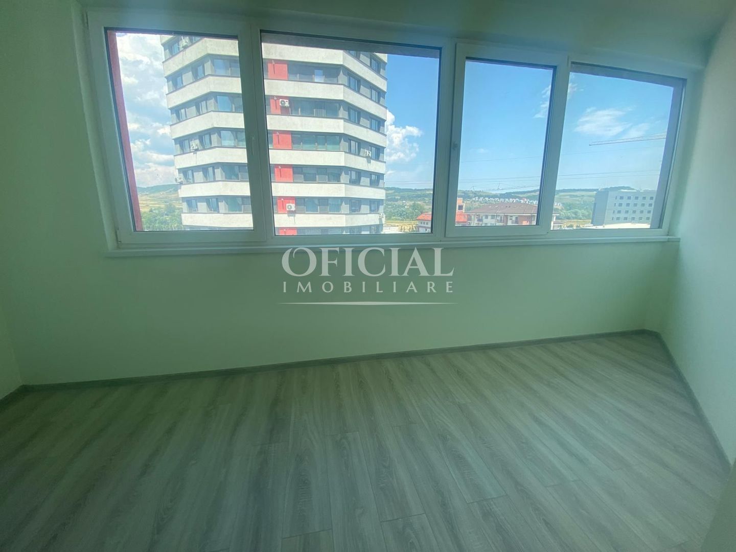 Apartament 3 Camere | 86 Mp | 2 Bai |Logie | Garaj | Floresti VIVO BMW - Poză 8