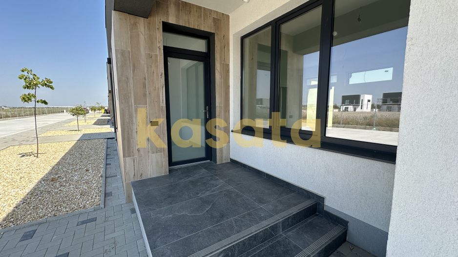 Casă pe parter | 4 camere | Domnești 🏡 - Poză 2