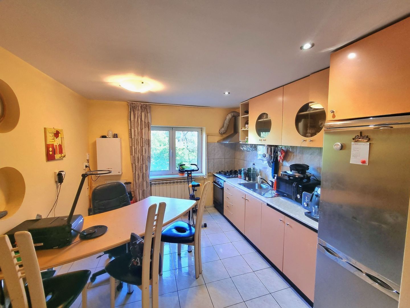 Apartament 3 camere, foarte spațios, et.2/8, zona Steaua, la cheie! - Poză 3