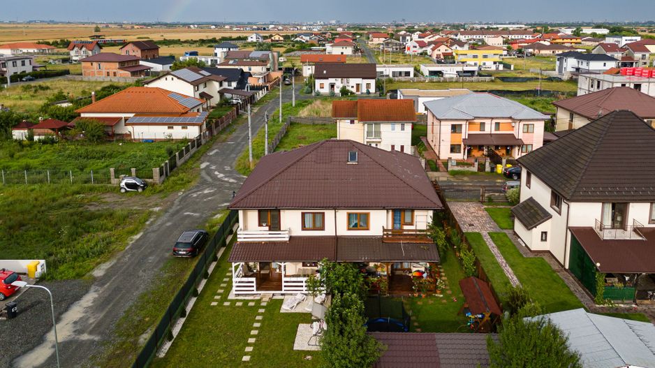 Cartierul Europa - Casa frumoasa, super spatioasa cu 5 camere | Com 0% - Poză 44