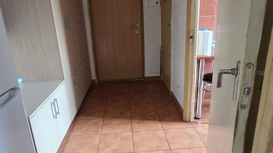 Apartament superb cu trei camere, Piata Sudului, 105.000€ - Poză 8