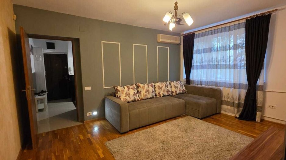 Apartament 3 camere de inchiriat - Poză 1