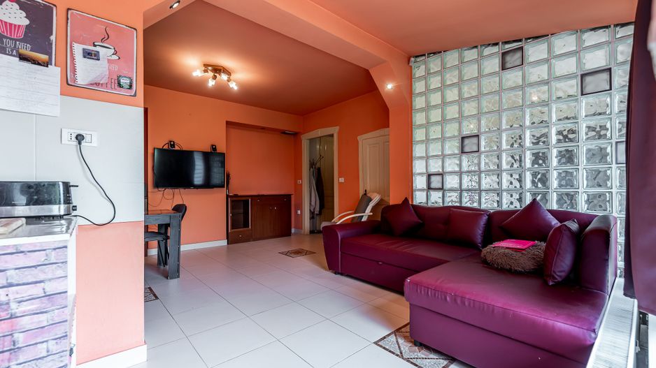 Casa Solida cu Mansarda in Zona Excelenta Parneava - Poză 7