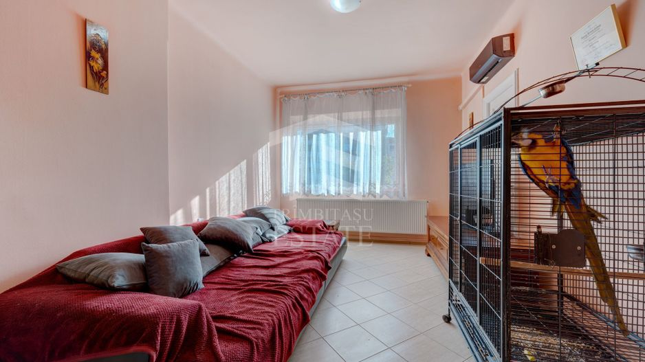 Zona C Calarrasilor ,apartament în imobil interbelic - Poză 4