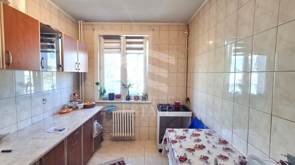 De Vanzare Apartament 2 Camere Pajura - Poză 6