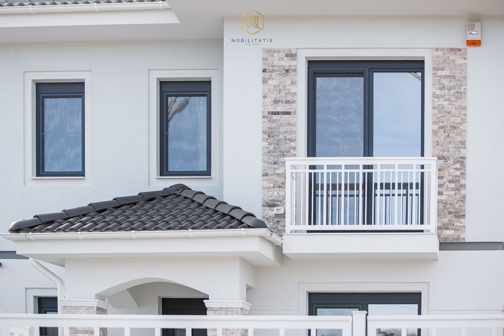 OFERTA VANDUTA - Casa de vis în Dumbrăvița - confort, siguranță și natură! - Poză 35