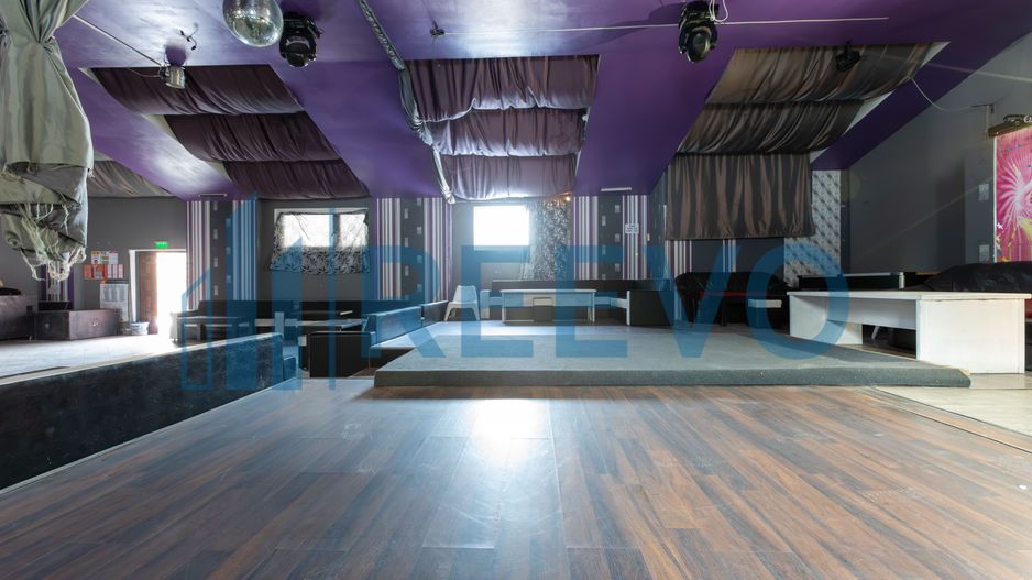 Proprietate cu casa si spatiu comercial+teren 4060 mp Bahna - Poză 4