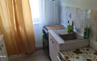 vand aparatment 3 camere, bucatarie si doua bai. 51 mp langa piata Doina - Poză 7