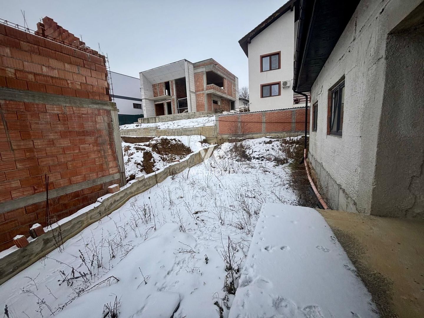 Casă individuală pe un nivel cu vedere panoramică spre munte - Poză 14