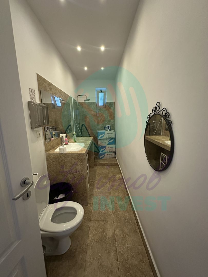 Casă renovată și consolidată, ideală pentru birouri sau activități comerciale - Poză 11