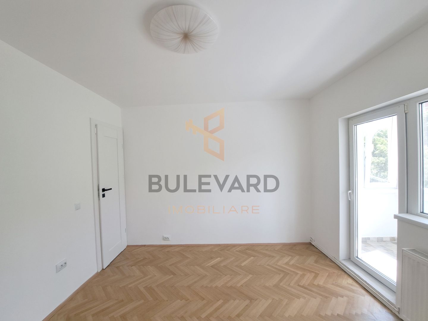 Apartament 3 camere zona Piata Cipariu! Renovat! - Poză 6