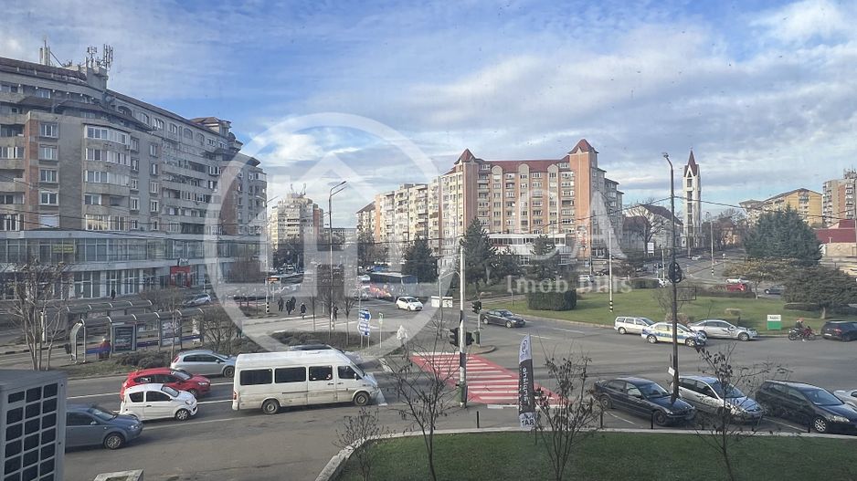 Spatiu comercial de vanzare in zona Dacia, Oradea - Poză 14