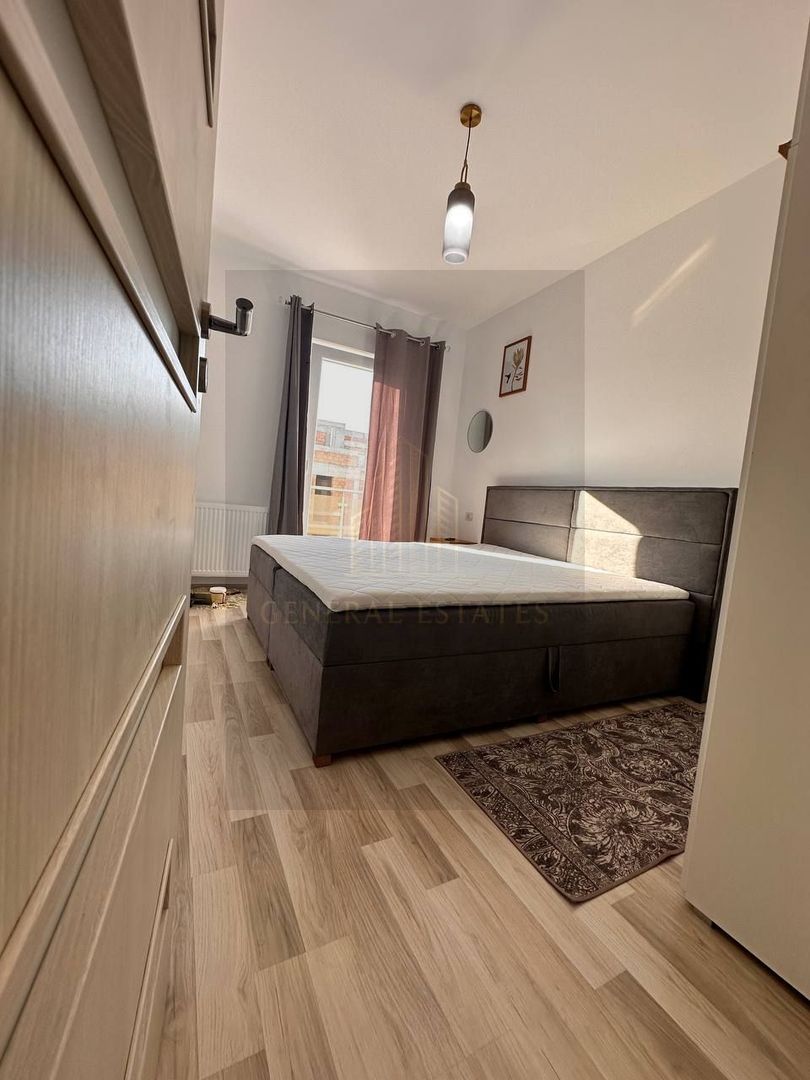Apartament spre inchiriere zona Coresi - Poză 2