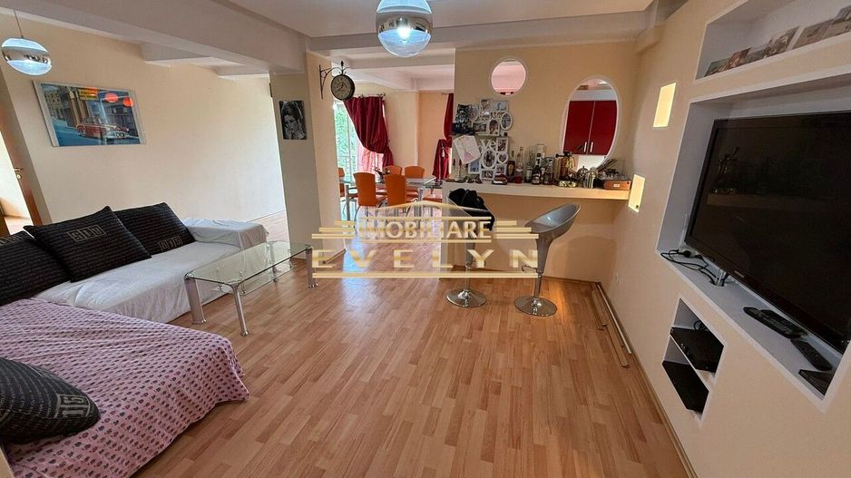 Apartament 4 camere de vânzare – Pietonalul Unirii - Poză 4