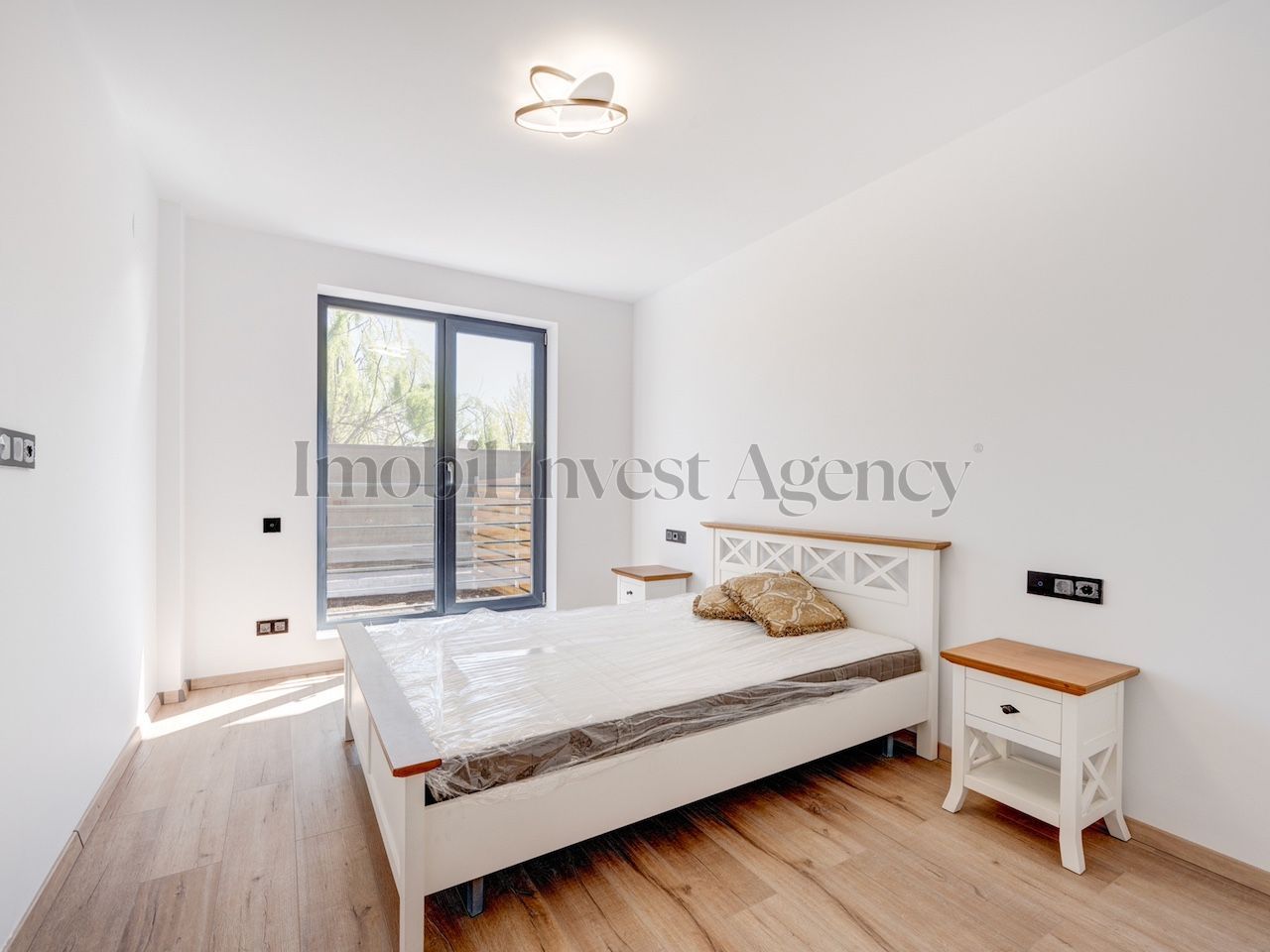 Vila Duplex 5 camere Otopeni - Poză 14