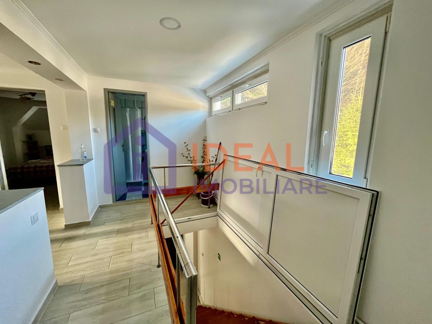 Pensiune de vânzare în Cârțișoara – investiție turistică la poalele munților - Poză 14