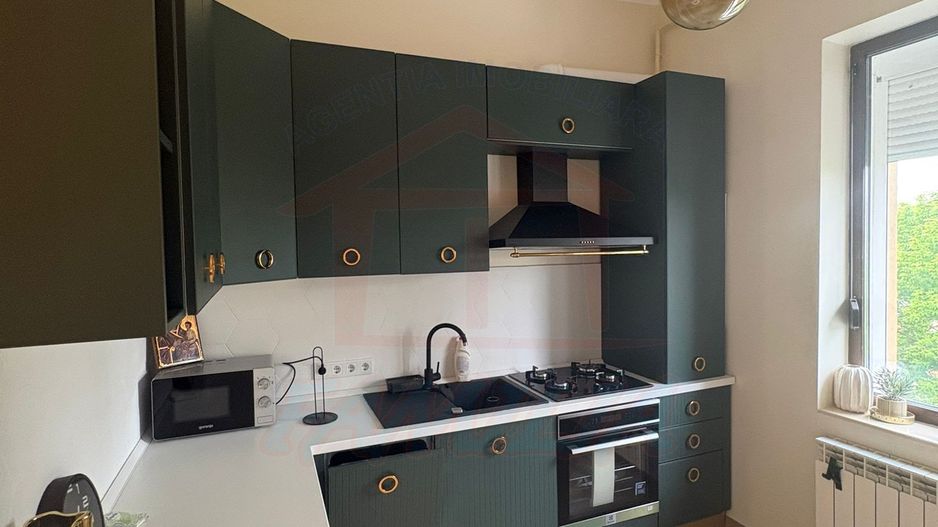 🏢De închiriat apartament 2 camere, Centru, 550 euro - Poză 1
