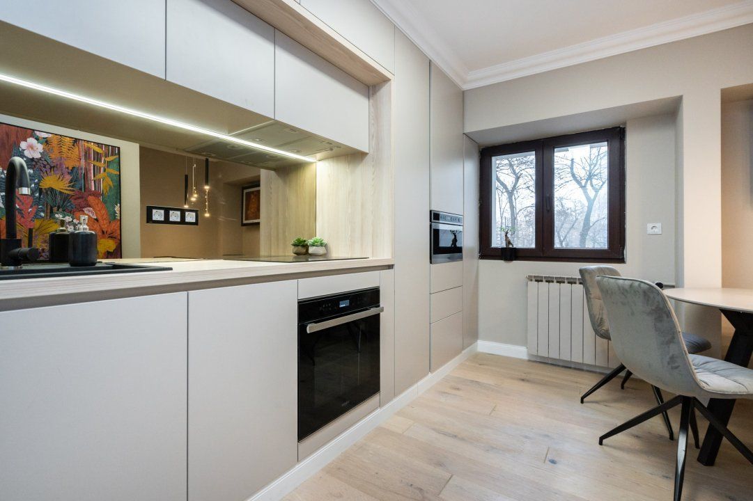 LUX, ULTRACENTRAL 4 cam / P-ta Victoriei-Guvern Str. Mexic - Poză 4