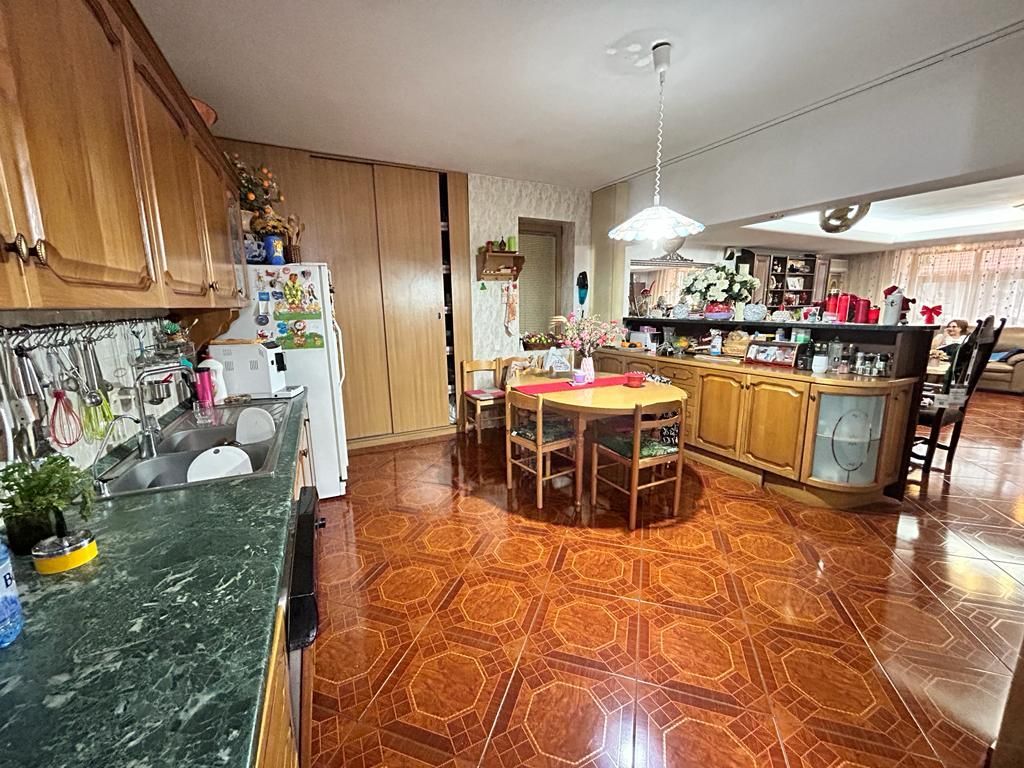 Vila Cocheta cu terasa 60mp /Cotroceni - Poză 11