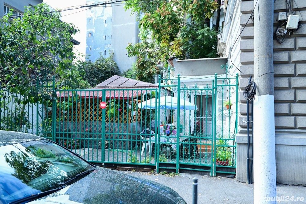 Spatiu comercial si casa de vanzare - Poză 1