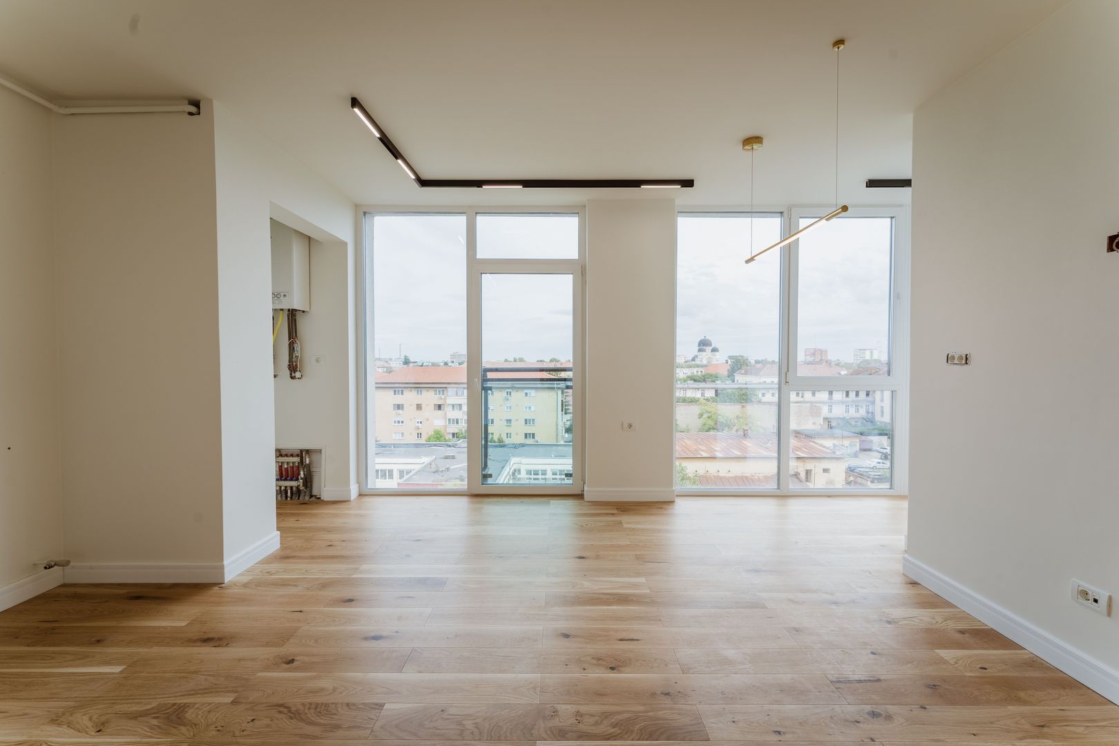 Apartament nou 2 camere zona ultracentrală - Poză 2