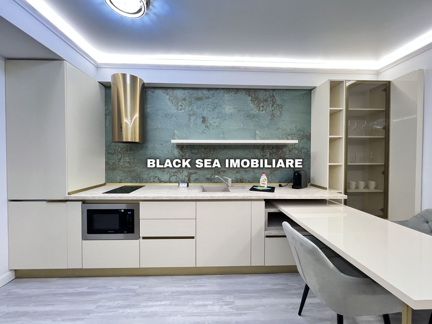 Apartament cu 3 camere , vedere la mare – White Titanic Sea View - Poză 8