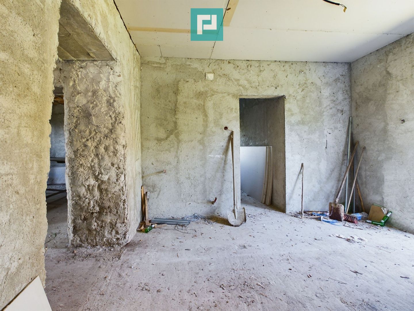 Casă nouă la gri în Secusigiu - Poză 9