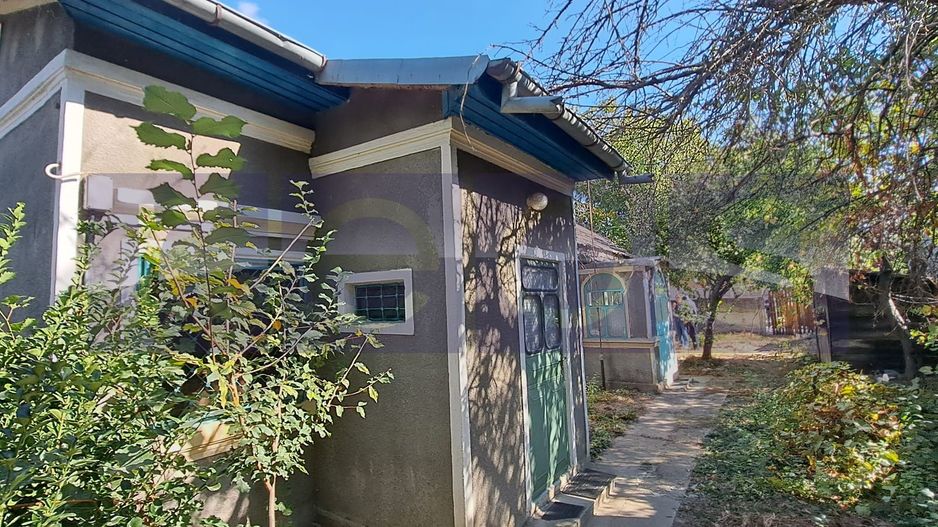 CASA DE VANZARE | ROSIORI DE VEDE | 90 MP | 3 CAMERE | 350 MP TEREN - Poză 1