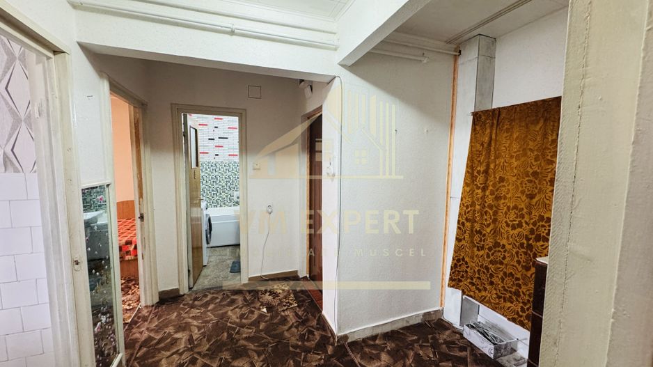 APARTAMENT 2 CAMERE ETAJ 4 CAMPULUNG VIȘOI - Poză 13