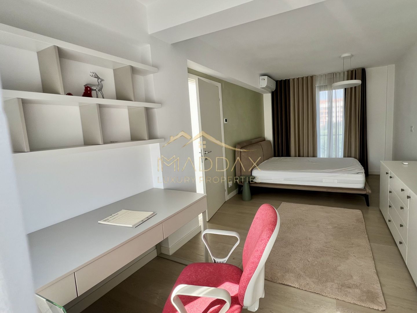 Vila LUX **5 camere**3 locuri parcare** Complex NOU//Sisesti - Poză 29