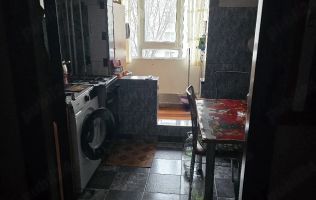 1 Decembrie 2 Camere