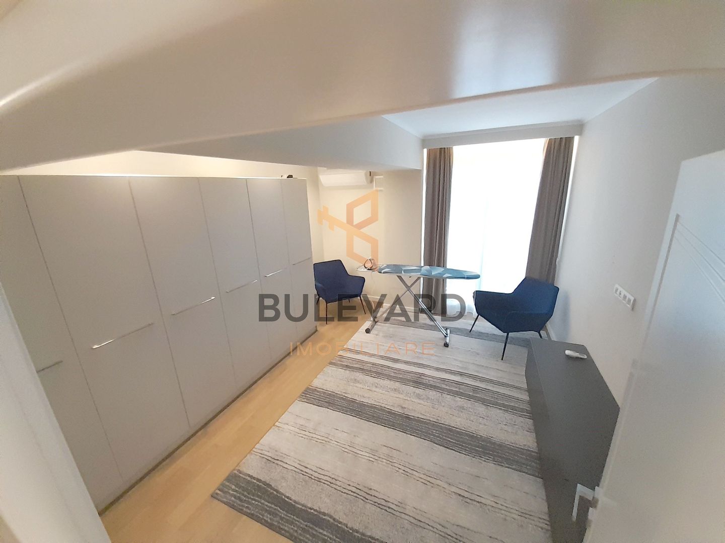 Penthouse de lux 150 mp utili + 200 mp terasa + 2 parcari subterane - Poză 10