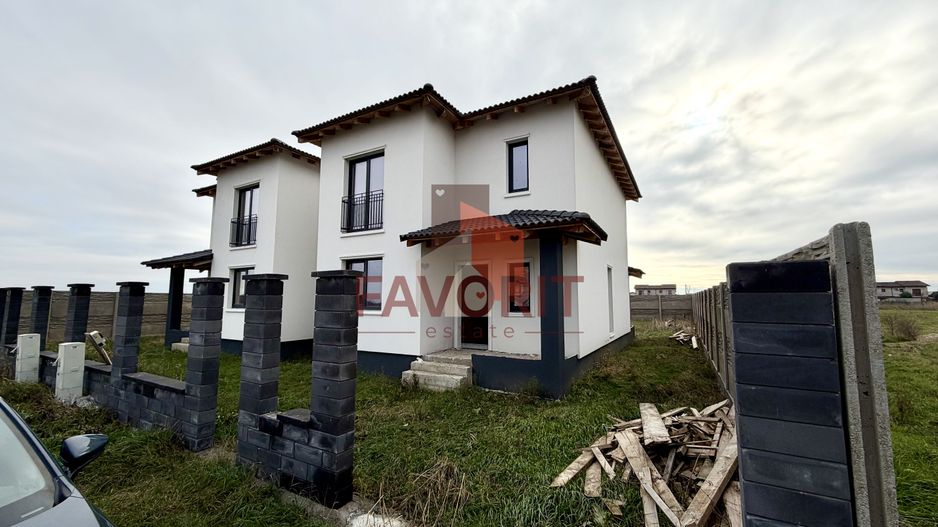 Duplex despartit | 4 camere | Asfalt si toate utilitatile | Zona excelenta - Poză 1