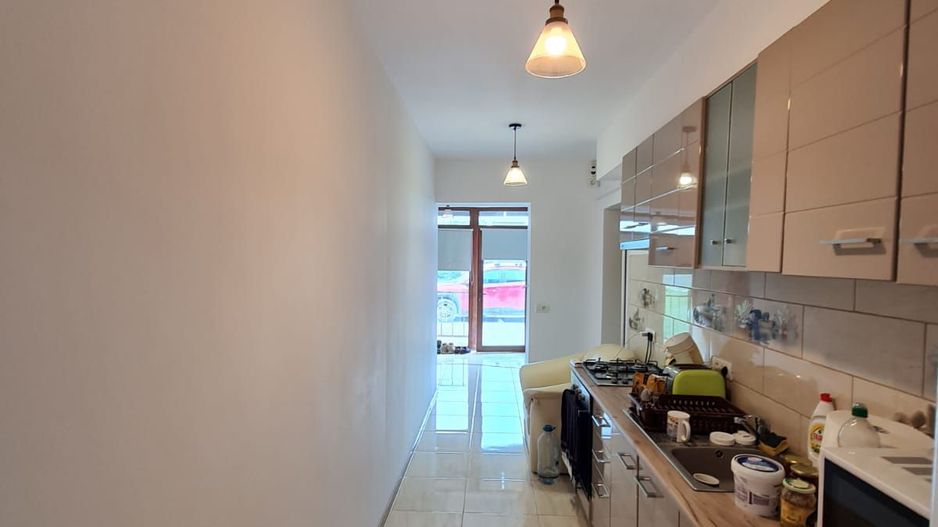 Vila spatioasa cu 7 apartamente/pretabil investiție - Poză 12