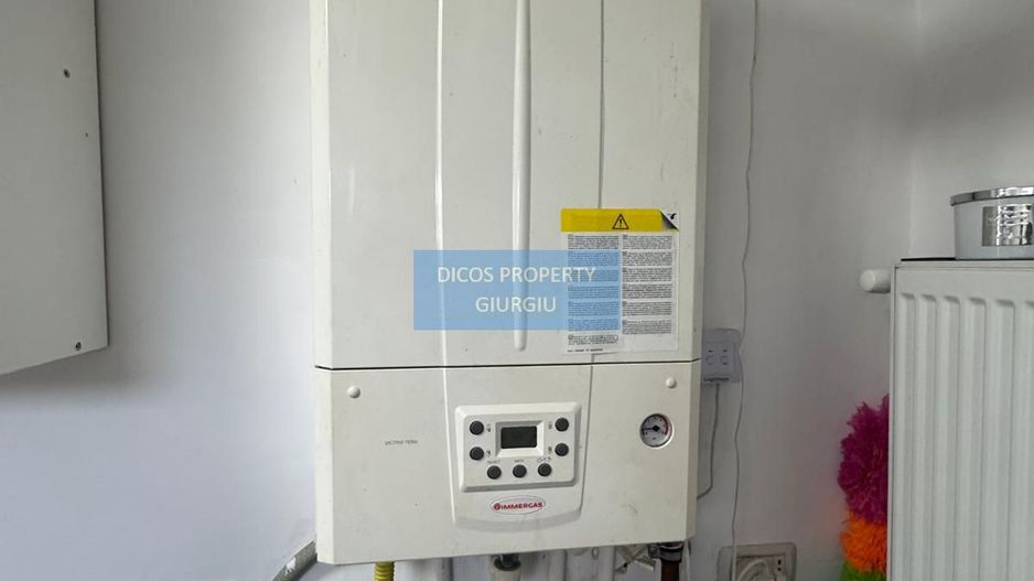 Casă cu mansardă și piscină de vânzare – Pictor Andreescu - Poză 16