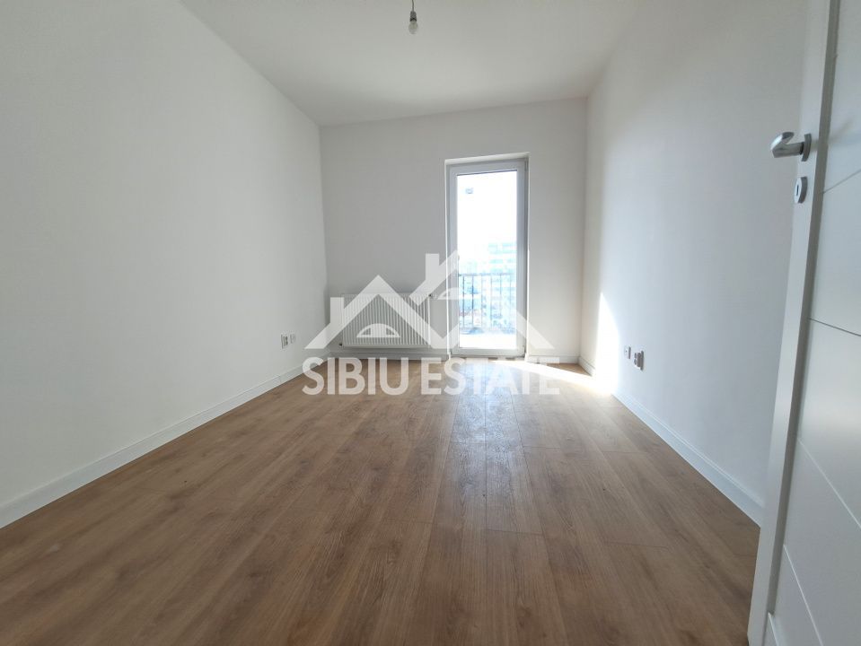 Apartament 4 camere, 2 bai bloc nou cu lift si parcare - Poză 17