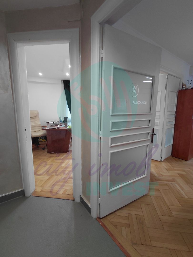 Interbelic 1934 | 4 camere, 4 balcoane, centrala | Piata Sf. Stefan - Poză 15