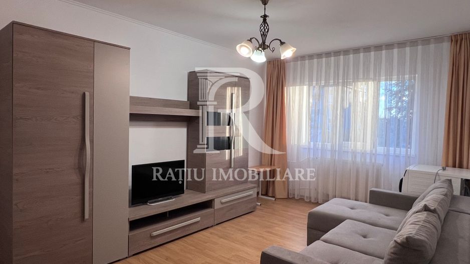 Apartament cu 3 camere | Etaj 2| Parcare Supraterana |Nufarul | Oradea - Poză 1